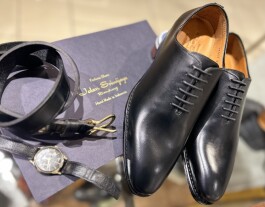 【新モデル登場】ホールカットシューズ入荷しました