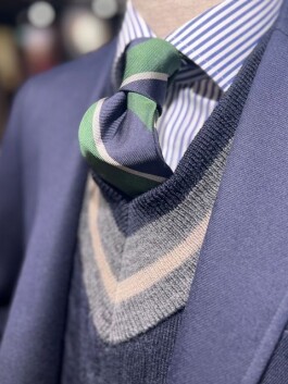 【プレゼントにも!】 大人のニットベスト♪